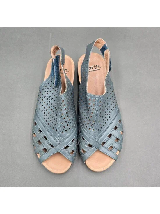 Earth Pisa Galli Blue Leather Wedge Sandals Size 7 Perforated Slingback - Picture 10 of 10